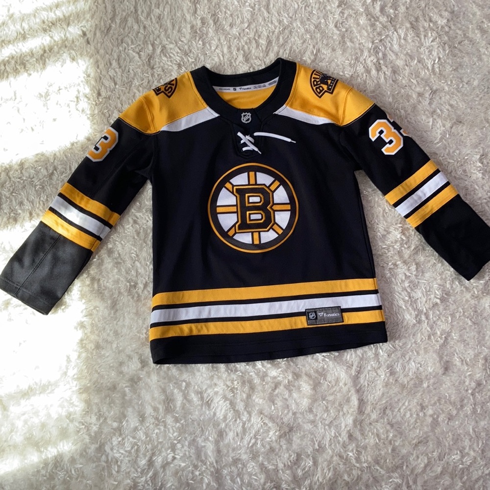 Boston Bruins Jersey!!